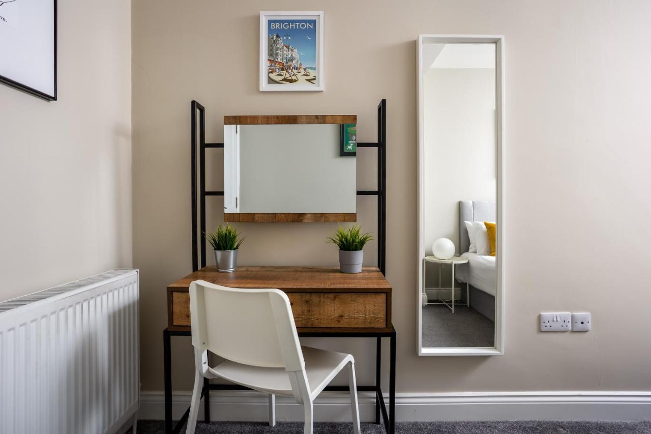 Contemporary Ground Floor Apartment - Town Centre With Parking! Cheltenham Eksteriør bilde