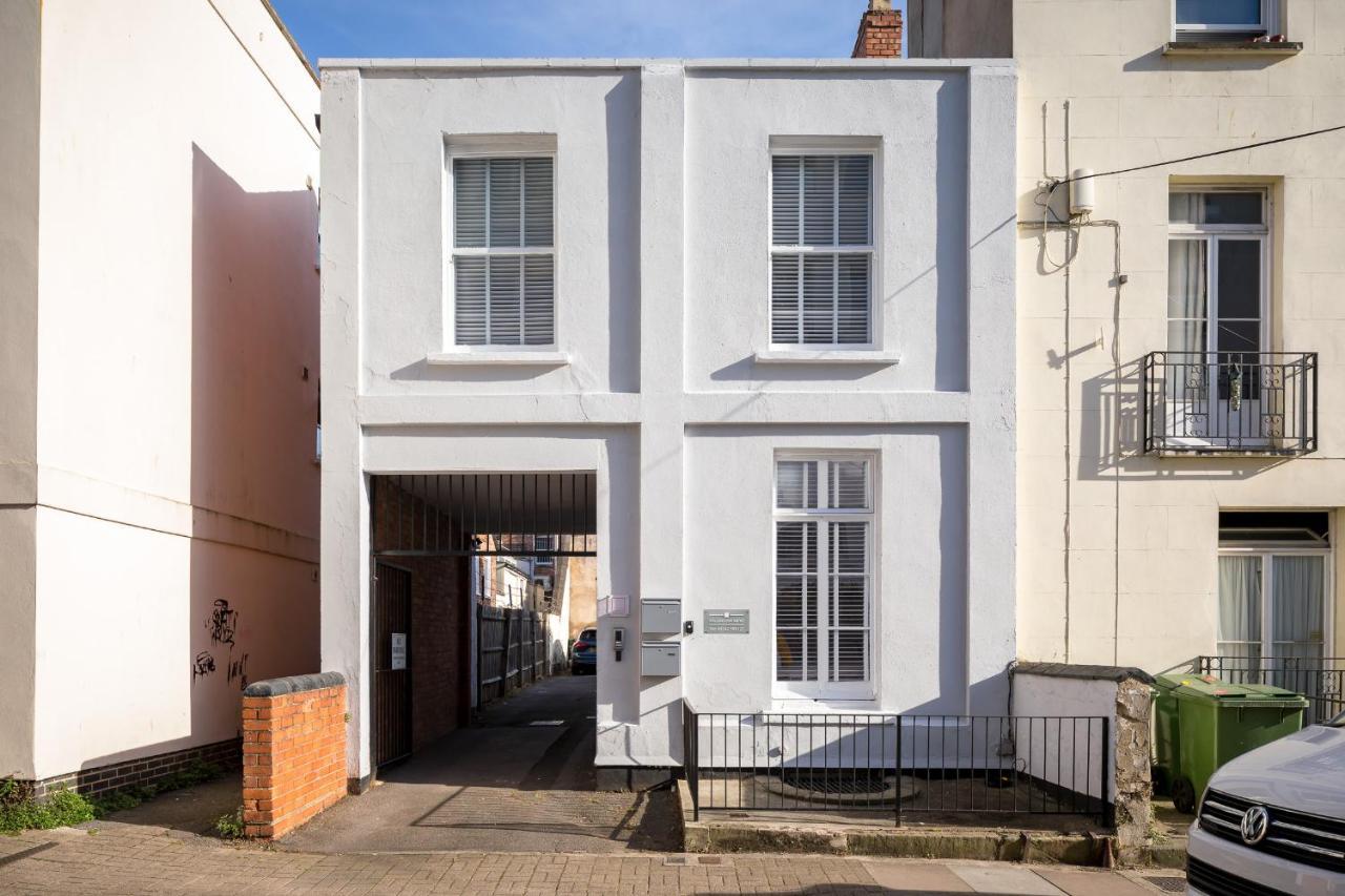 Contemporary Ground Floor Apartment - Town Centre With Parking! Cheltenham Eksteriør bilde